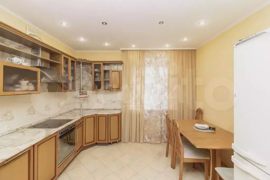 3-к. квартира, 106 м, 3/9 эт. - Фото 1