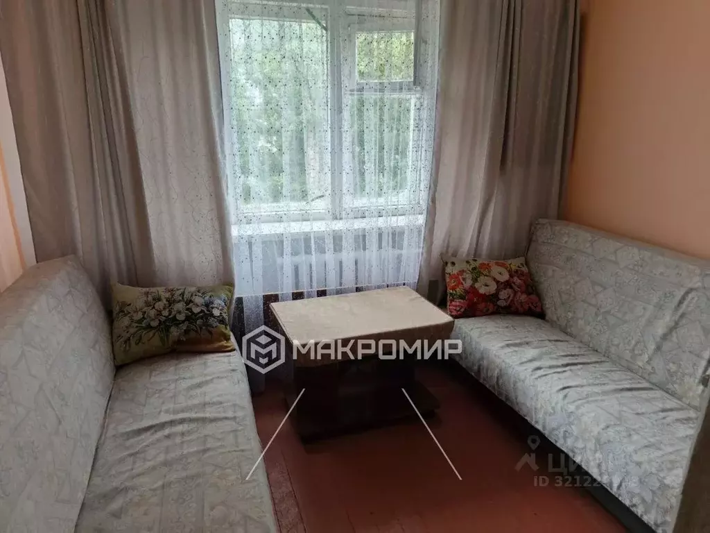 Комната Орловская область, Орел пер. Матроса Силякова, 3 (12.6 м) - Фото 1