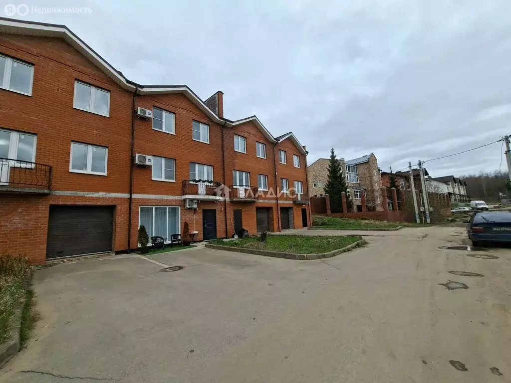 3-комнатная квартира: деревня Елино, Летняя улица, 3 (127.5 м) - Фото 1