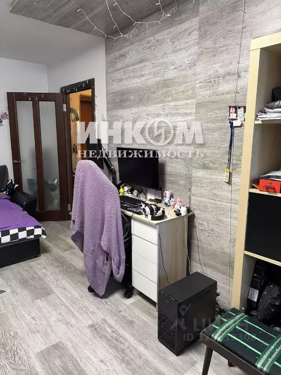 1-к кв. Московская область, Лобня ул. Чкалова, 11 (29.1 м) - Фото 2