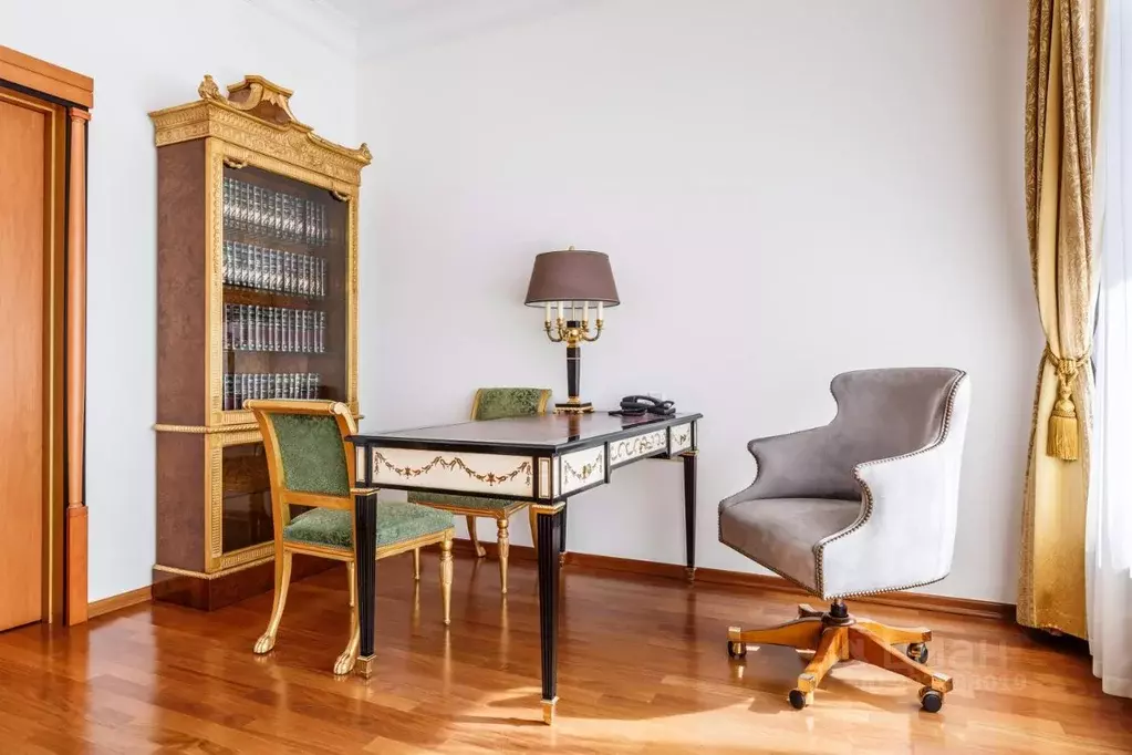 Комната Москва Неглинная ул., 4 (20.0 м) - Фото 2