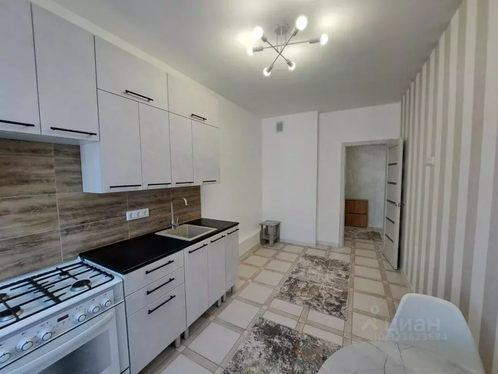 2-к кв. Севастополь ул. Павла Корчагина, 23 (65.0 м) - Фото 0