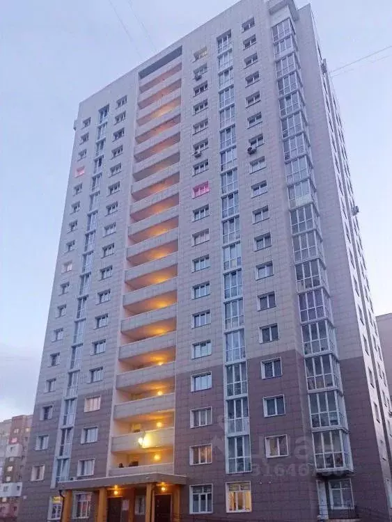 3-к кв. Кемеровская область, Кемерово просп. Шахтеров, 74А (72.1 м) - Фото 0