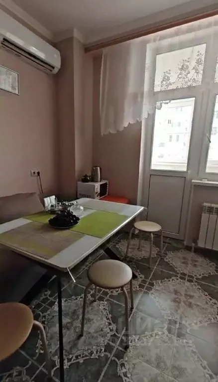 1-к кв. Краснодарский край, Геленджик ул. Грибоедова, 62к1 (52.0 м) - Фото 0