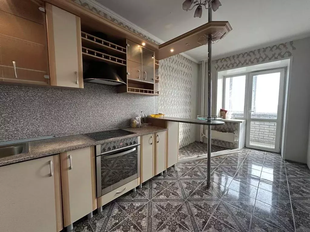 2-к кв. Хакасия, Абакан просп. Дружбы Народов, 20А (67.2 м) - Фото 1