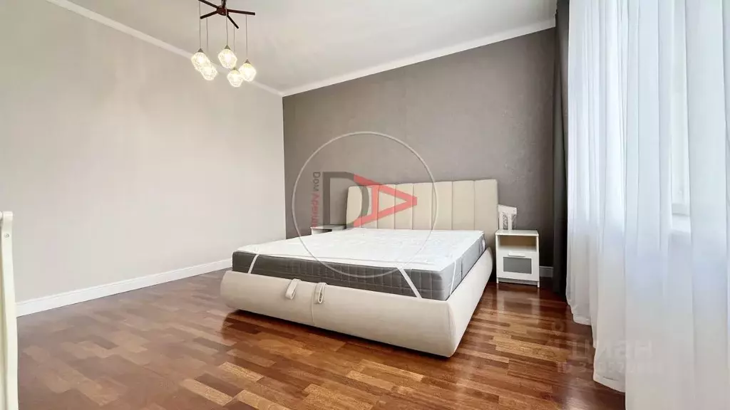 2-к кв. Башкортостан, Уфа Российская ул., 94/2 (94.0 м) - Фото 1