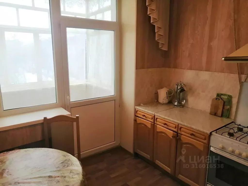 2-к кв. Брянская область, Брянск ул. Вали Сафроновой, 69 (65.0 м) - Фото 2