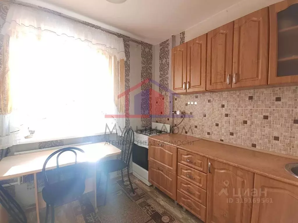 1-к кв. Белгородская область, Губкин Преображенская ул., 4 (34.0 м) - Фото 0