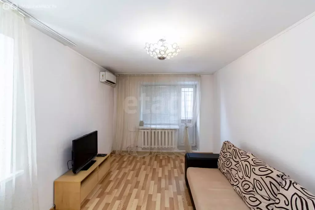 2-комнатная квартира: Тюмень, Первомайская улица, 44 (53.4 м) - Фото 2