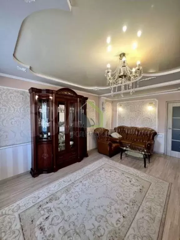 Дом в Самарская область, Сызрань Тракторный пер., 2 (170 м) - Фото 1