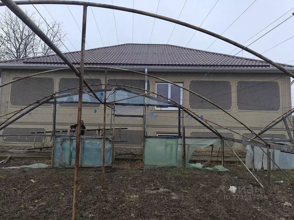 Дом в Ростовская область, Багаевская ст-ца ул. Шолохова, 26А (323 м) - Фото 1