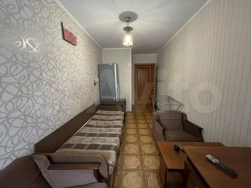 Комната 15 м в 3-к., 2/5 эт. - Фото 0