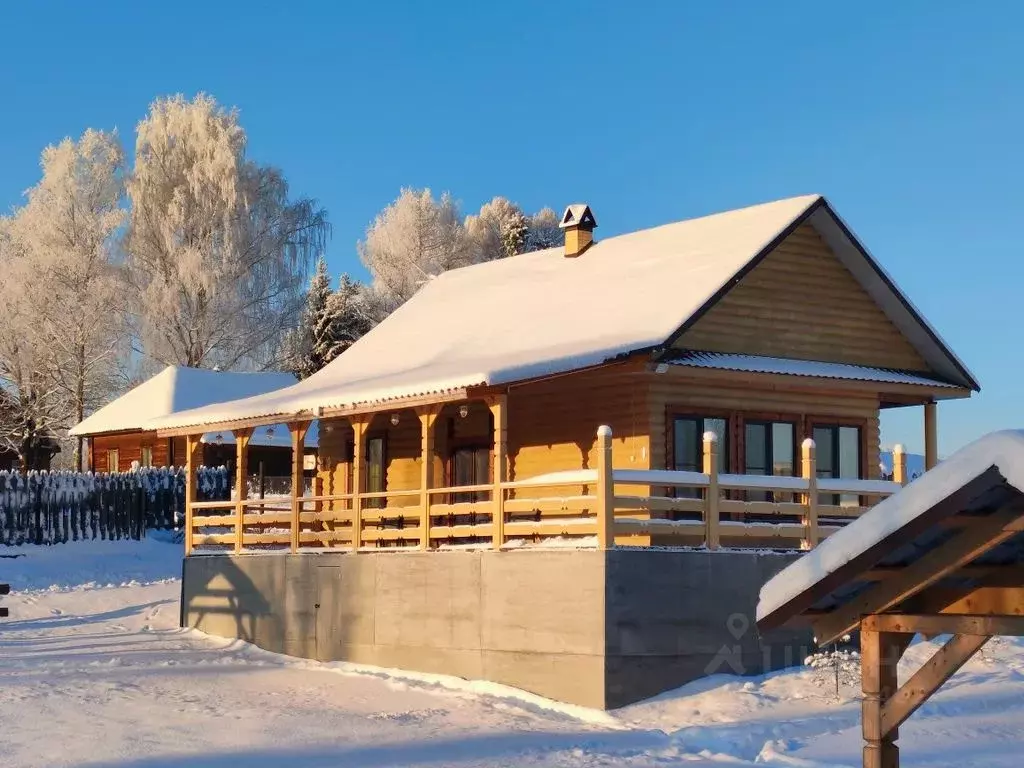 Дом в Новгородская область, Валдайский район, Ивантеевское с/пос, д. ... - Фото 0