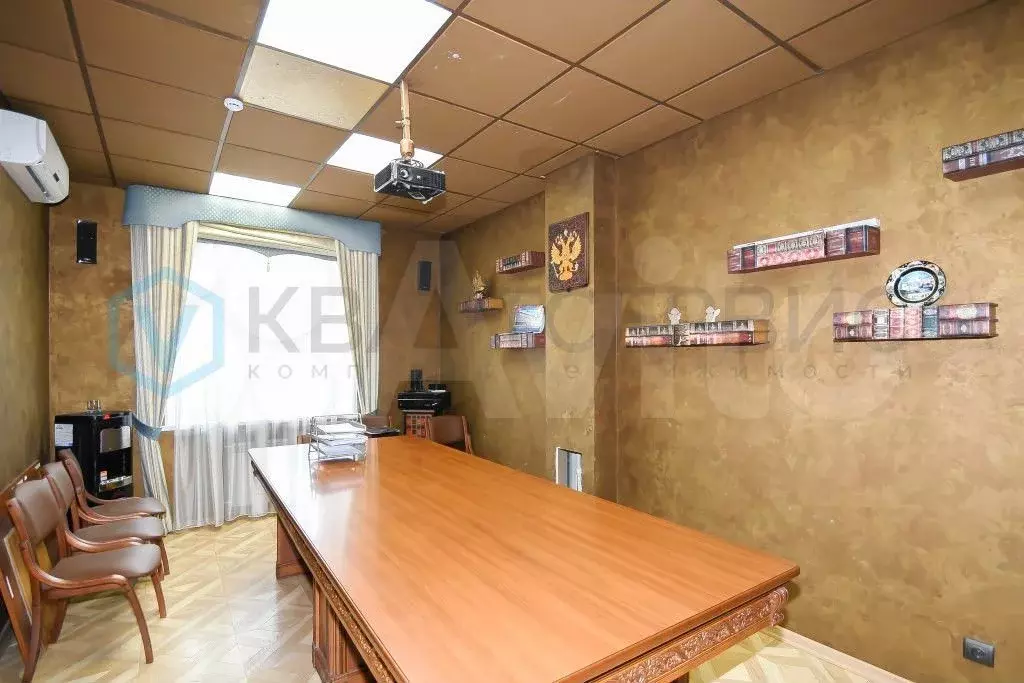Продам офисное помещение, 577.7 м - Фото 1