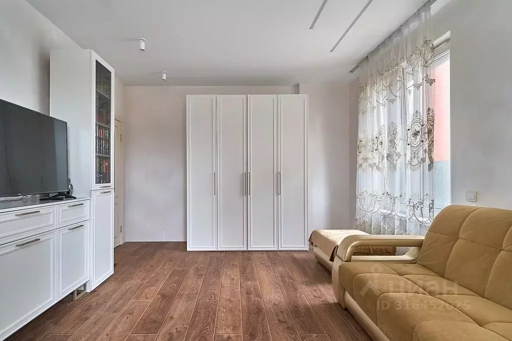 2-к кв. Калужская область, Обнинск просп. Ленина, 217 (56.3 м) - Фото 2