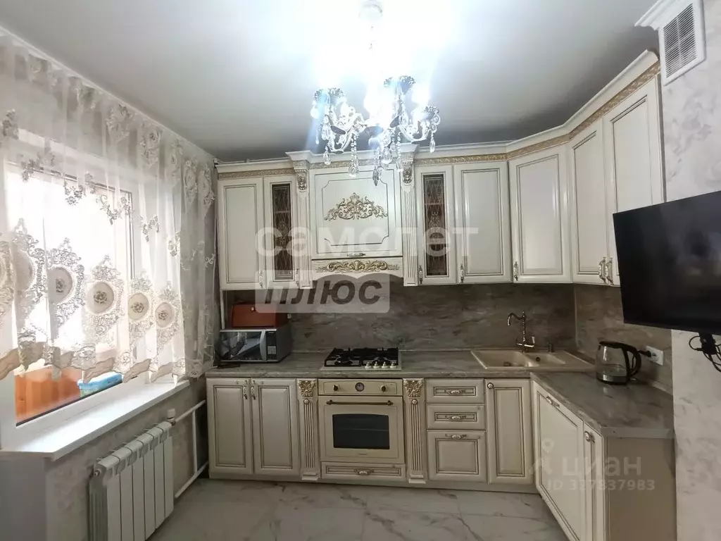 5-к кв. Курская область, Курск просп. Победы, 8 (121.9 м) - Фото 2