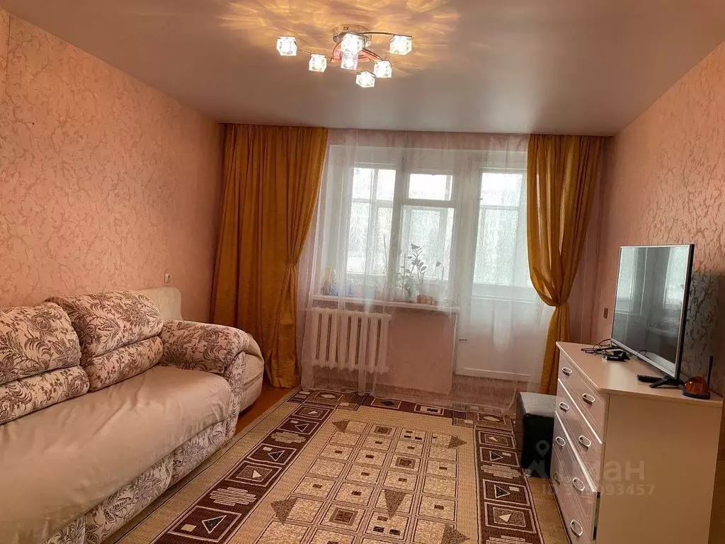 3-к кв. Курганская область, Курган Заозерный жилрайон, 6-й мкр, 5 ... - Фото 0