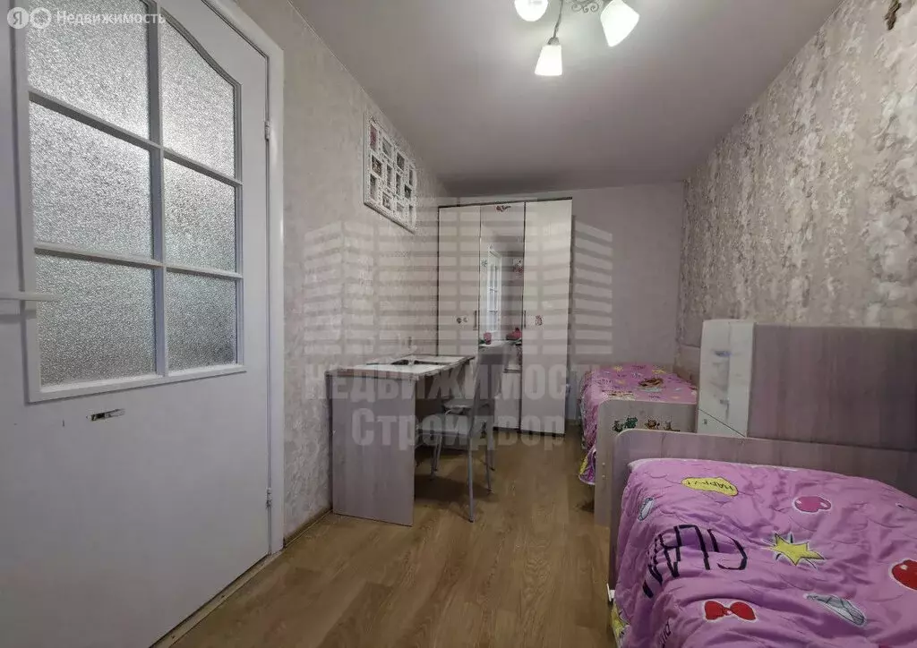 3-комнатная квартира: Таганрог, улица Шаумяна, 12 (54 м) - Фото 2