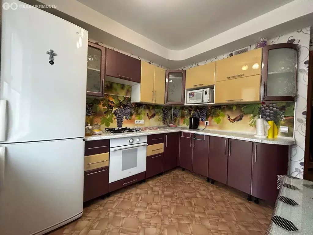 2-комнатная квартира: Усинск, Молодёжная улица, 8 (51.1 м) - Фото 1