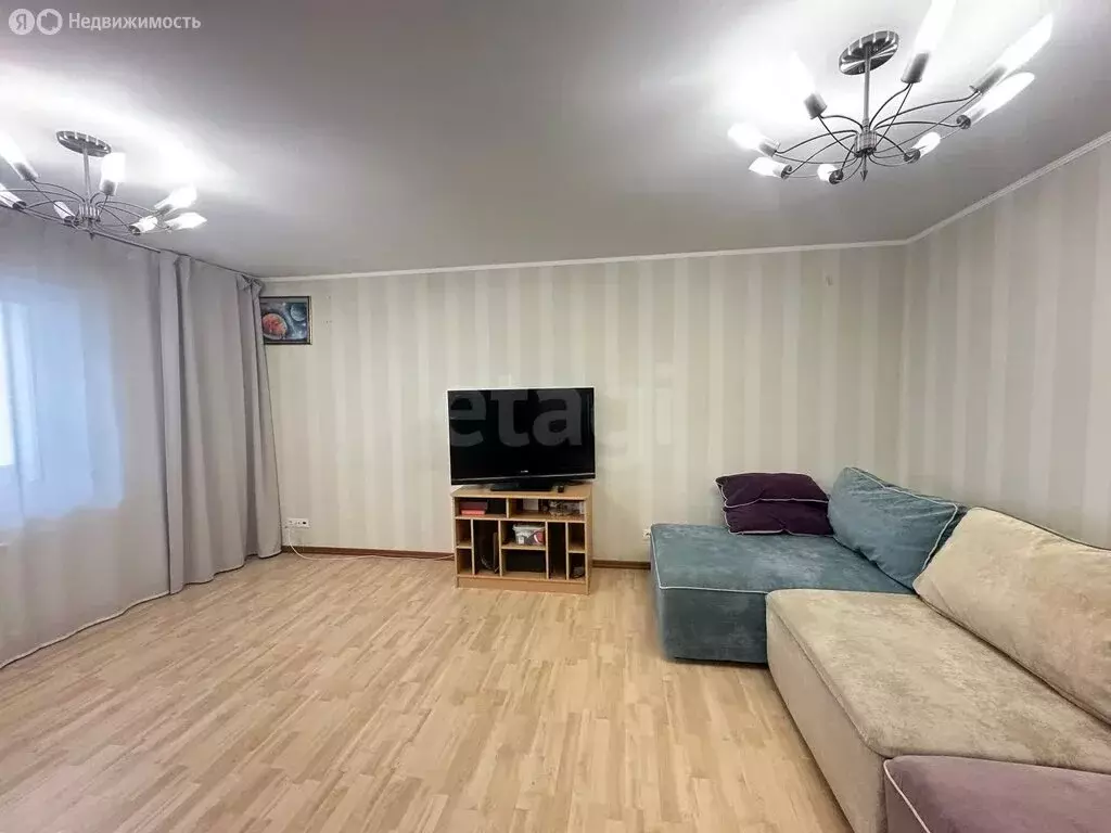 2-комнатная квартира: Саратов, Наумовская улица, 17 (56.6 м) - Фото 0