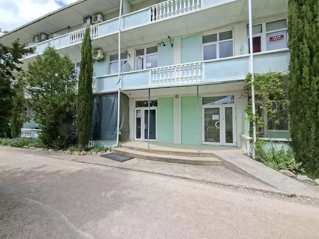 2-к кв. Севастополь пос. Любимовка, ул. Южногородская, 36к14 (36.0 м) - Фото 1