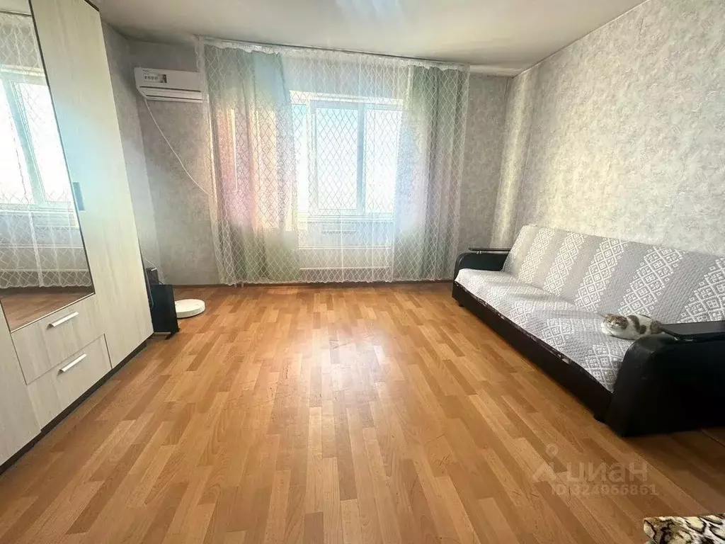 1-к кв. Кемеровская область, Новокузнецк ул. Петракова, 41А (36.0 м) - Фото 1