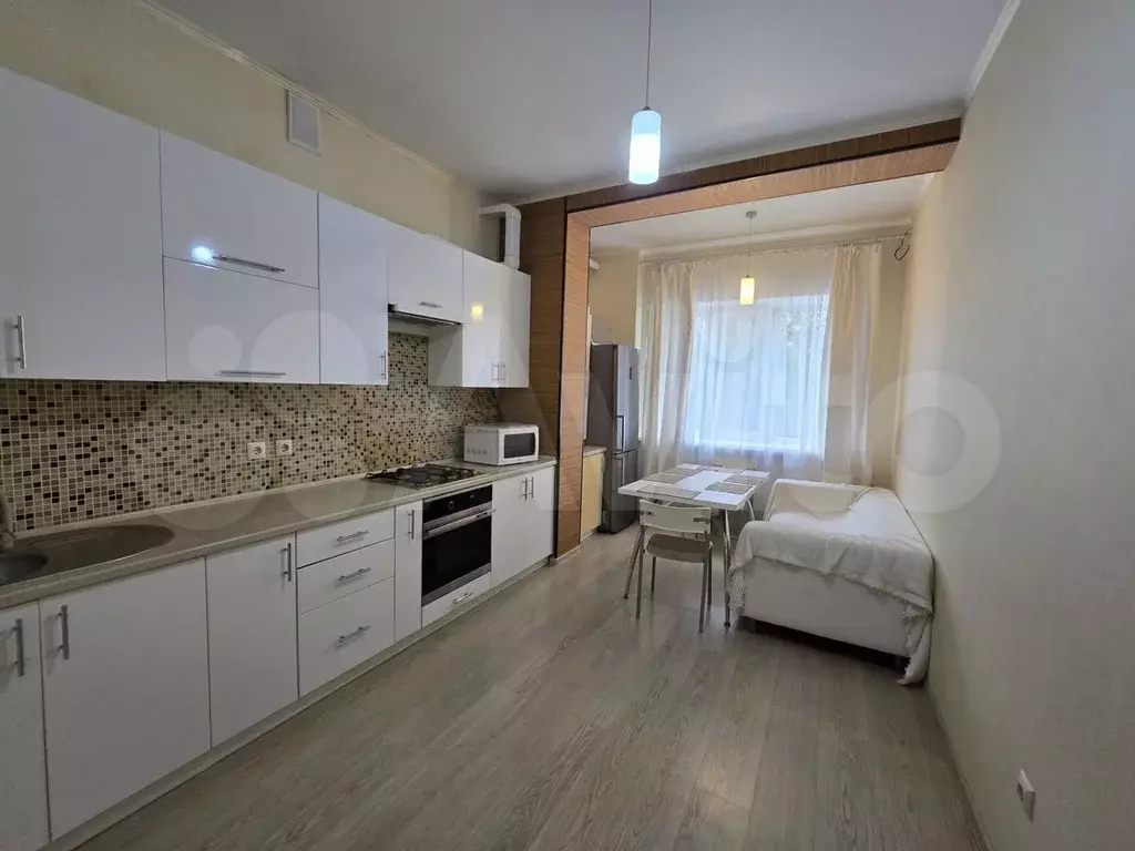 1-к. квартира, 44,5 м, 1/3 эт. - Фото 0
