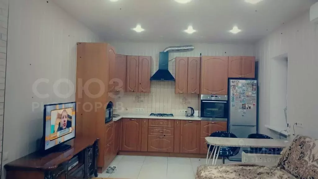 Дом в Волгоградская область, Волгоград Тернопольская ул. (77 м) - Фото 2