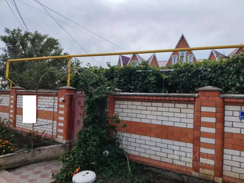 Дом в Ставропольский край, с. Кочубеевское ул. 60 лет Октября, 116А ... - Фото 2