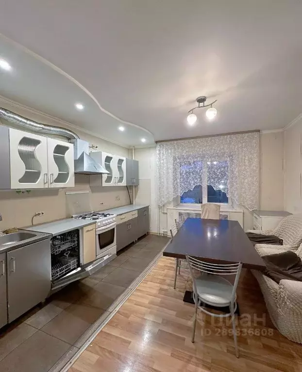 3-к кв. Ярославская область, Ярославль ул. Калинина, 37к5 (100.0 м) - Фото 1