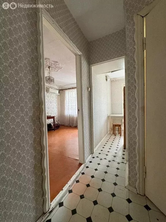 2-комнатная квартира: Каспийск, Комсомольская улица, 4 (48 м) - Фото 1