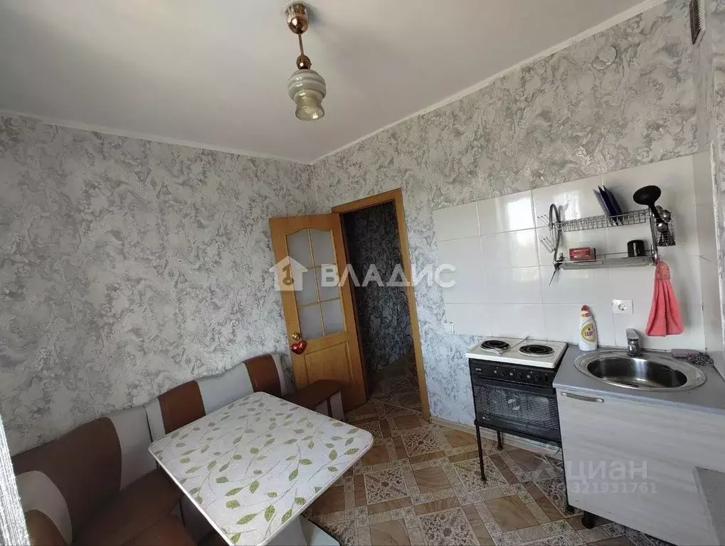 1-к кв. Бурятия, Улан-Удэ Заречный мкр, ул. Лощенкова, 1 (34.1 м) - Фото 1