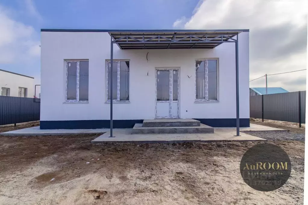Дом в Волгоградская область, Волжский пер. Мирный, 1 (97 м) - Фото 1