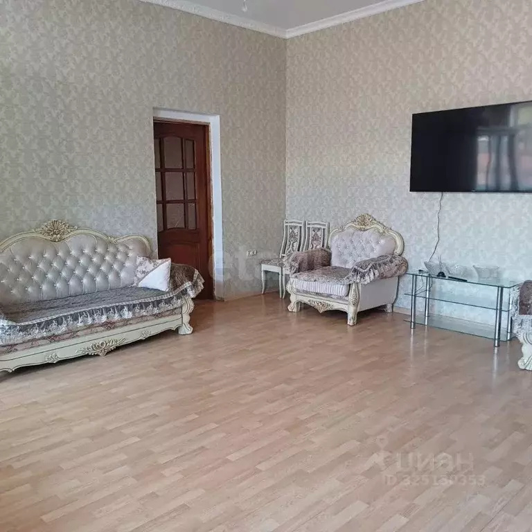 Дом в Краснодарский край, Краснодар Аэродромная ул., 148 (155 м) - Фото 1