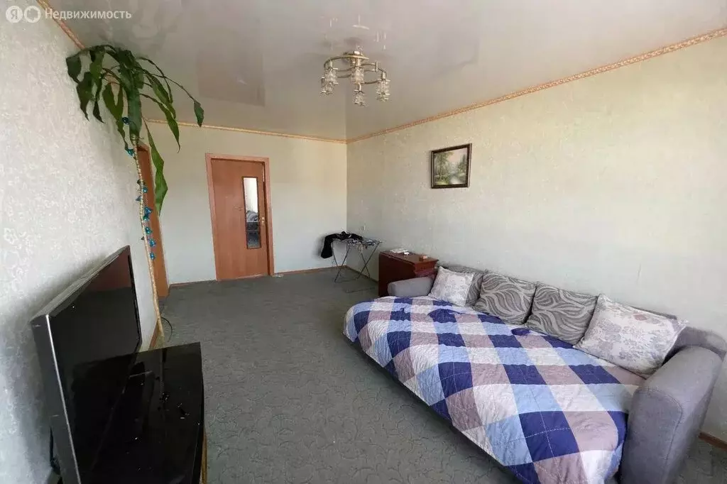 3-комнатная квартира: Уфа, улица Маршала Жукова, 2/4 (65.1 м) - Фото 1