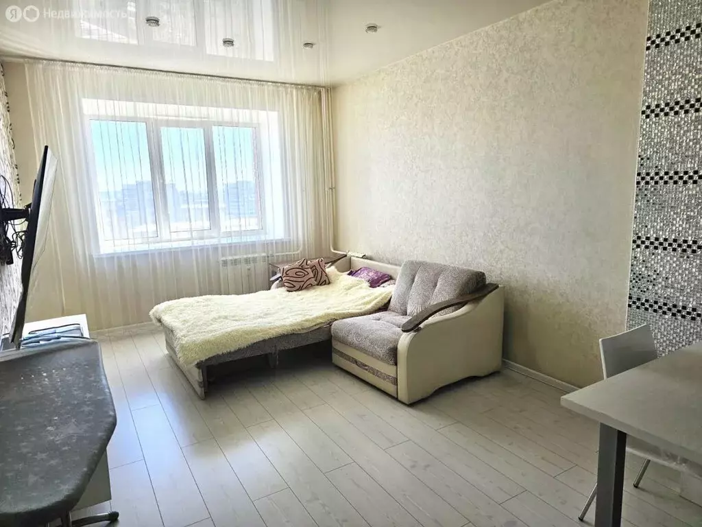 2-комнатная квартира: Барнаул, улица Юрина, 241А (47 м) - Фото 1