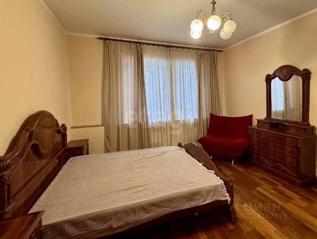 2-к кв. Ханты-Мансийский АО, Сургут ул. Дзержинского, 7/3 (54.0 м) - Фото 0