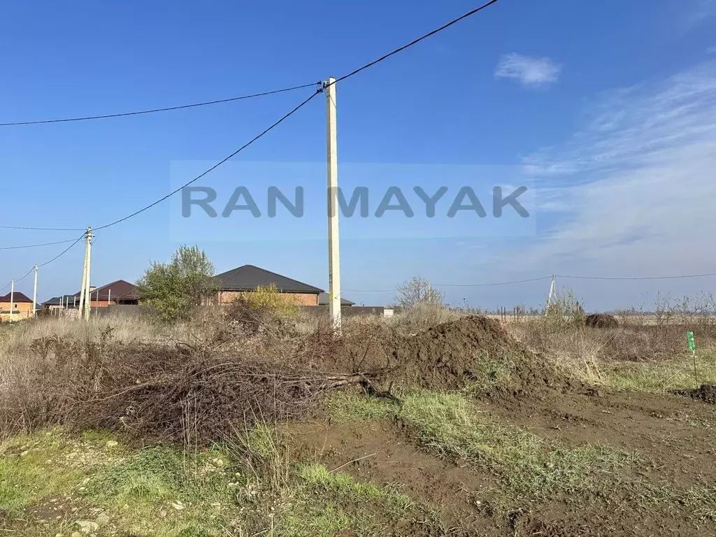 Участок в Адыгея, Майкоп городской округ, Гавердовский хут. ул. Нурбия ... - Фото 1