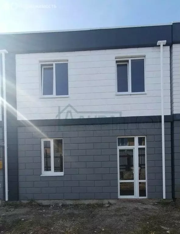 Дом в Ленинаван, улица Толстого, 28 (114 м) - Фото 1