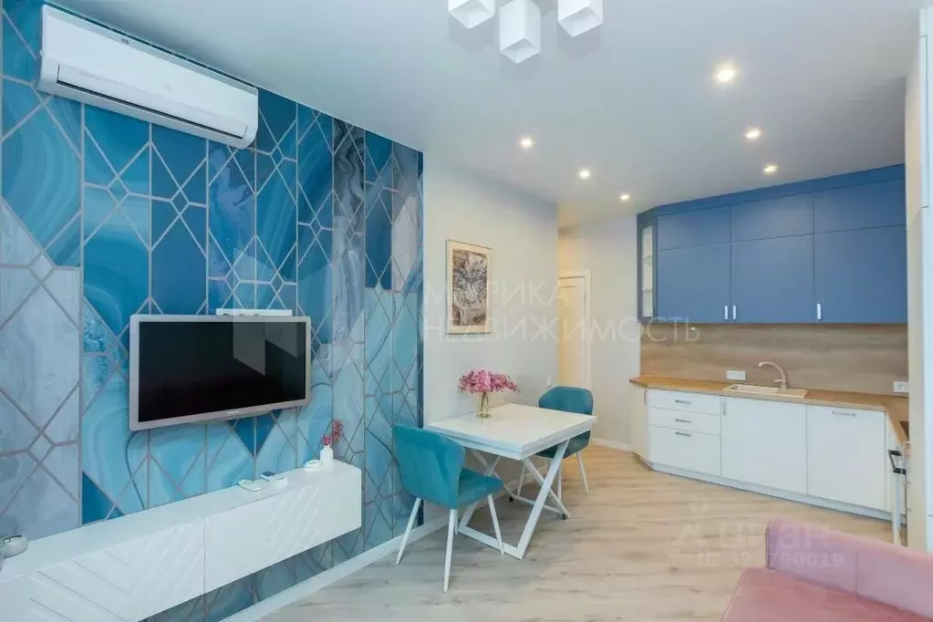 1-к кв. Тюменская область, Тюмень ул. Фармана Салманова, 12 (39.0 м) - Фото 1