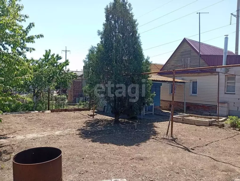 Дом в Астраханская область, Астрахань Валдайская ул., 71 (81 м) - Фото 2