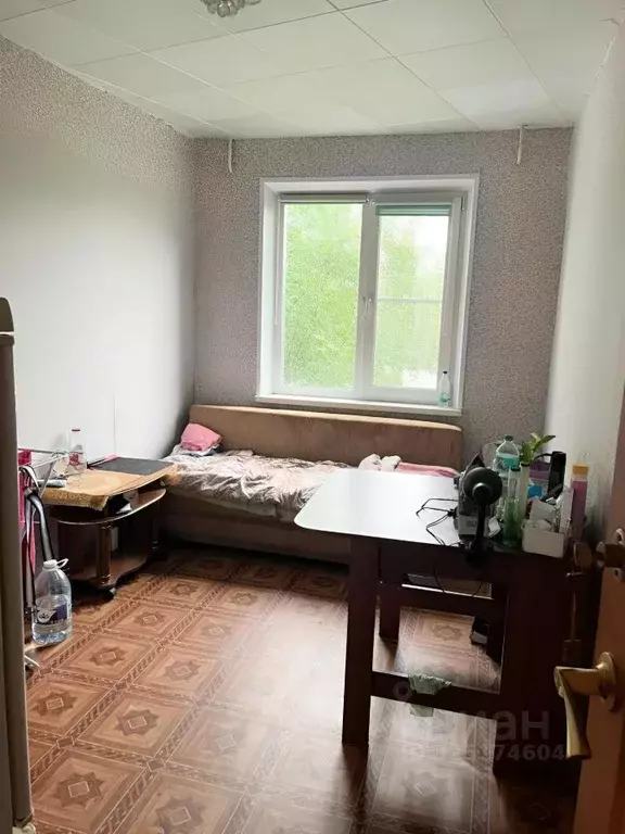 Комната Челябинская область, Челябинск ул. Масленникова, 11 (10.5 м) - Фото 1