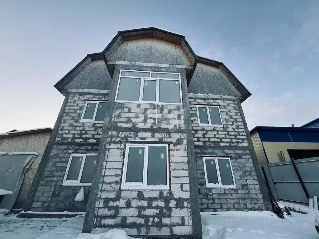 Дом в Ямало-Ненецкий АО, Салехард Удача мкр,  (174 м) - Фото 0