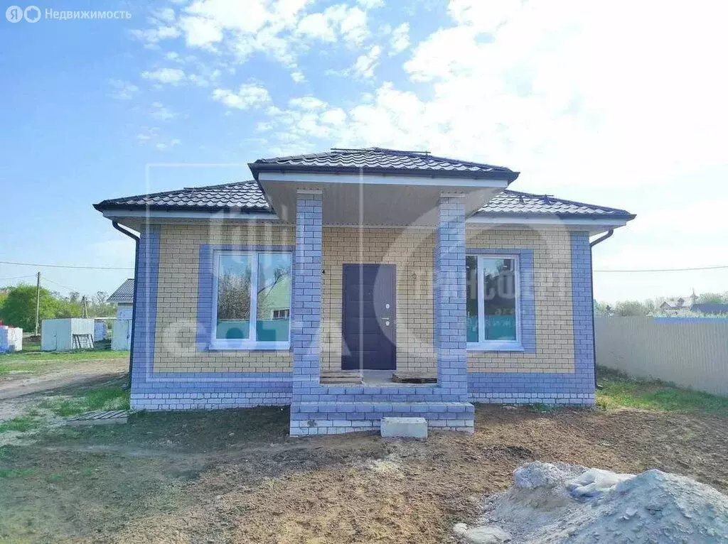 Дом в село Новая Усмань, Сосновая улица, 7 (90 м) - Фото 1