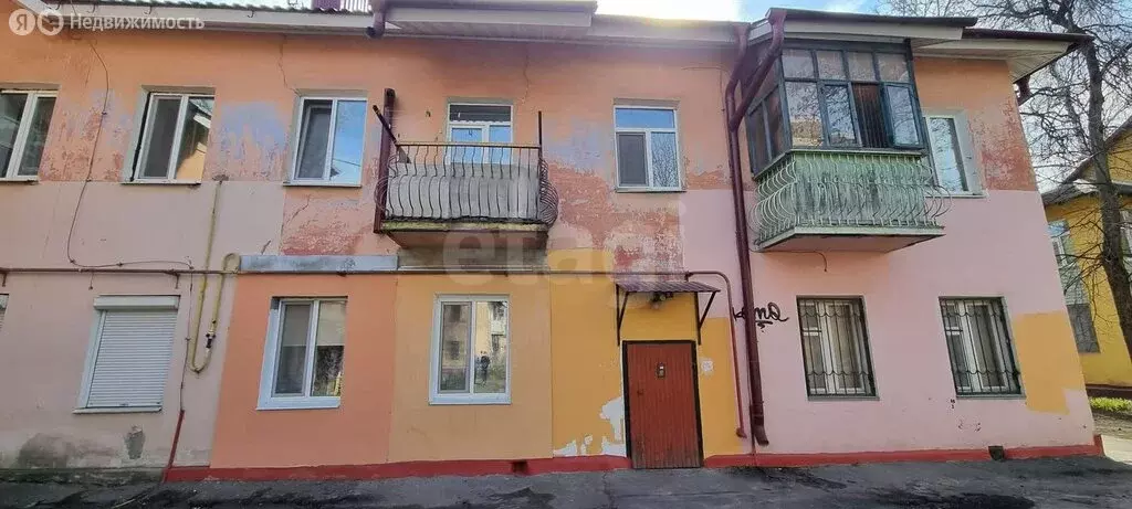 3-комнатная квартира: Брянск, Литейная улица, 27 (65 м) - Фото 0
