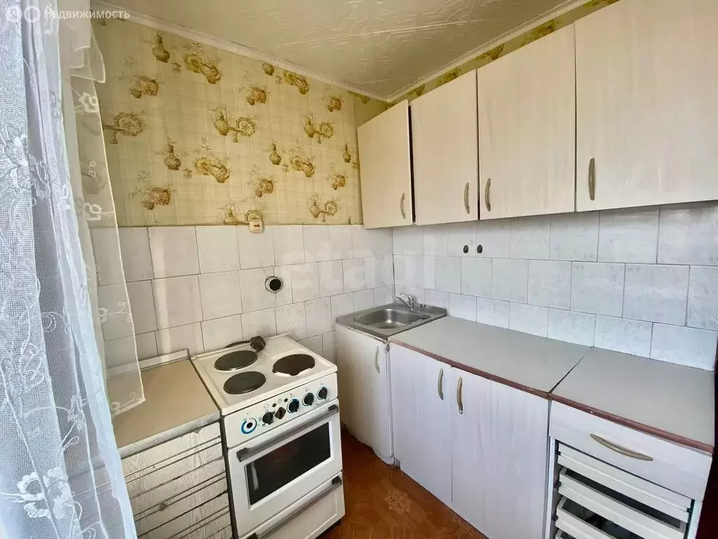 3-комнатная квартира: Оренбург, проспект Дзержинского, 5 (59.3 м) - Фото 2