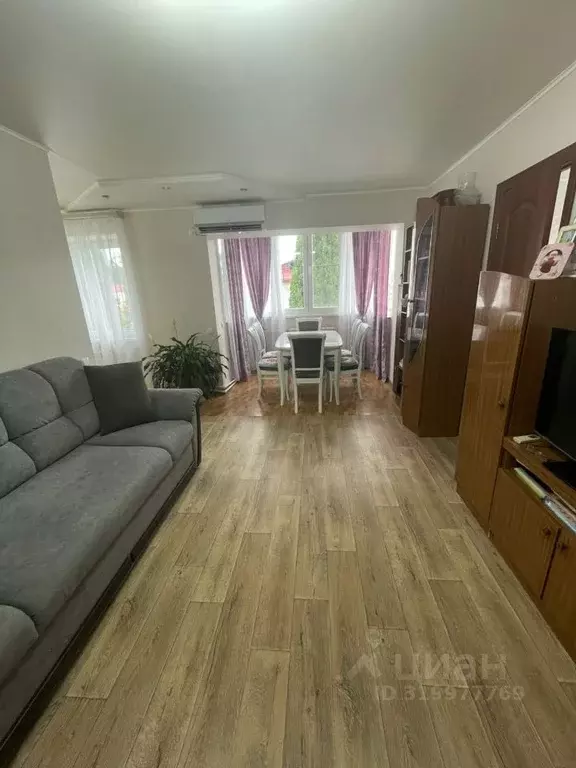 3-к кв. Краснодарский край, Сочи Гагарина мкр, ул. Новоселов, 13 (47.0 ... - Фото 0