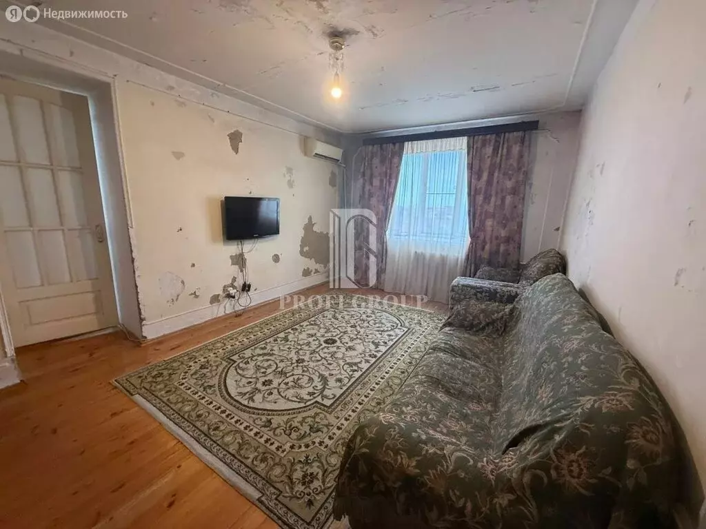 1-комнатная квартира: Махачкала, улица Юсупа Акаева, 1Б (36 м) - Фото 1