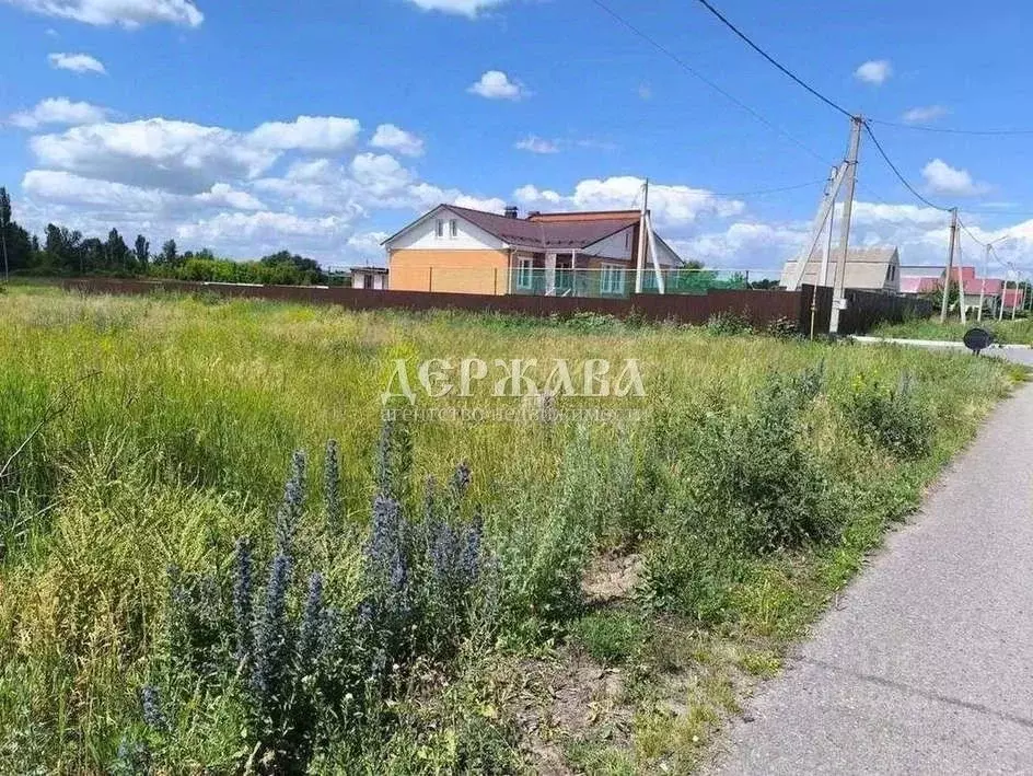 Участок в Белгородская область, Старооскольский городской округ, с. ... - Фото 2