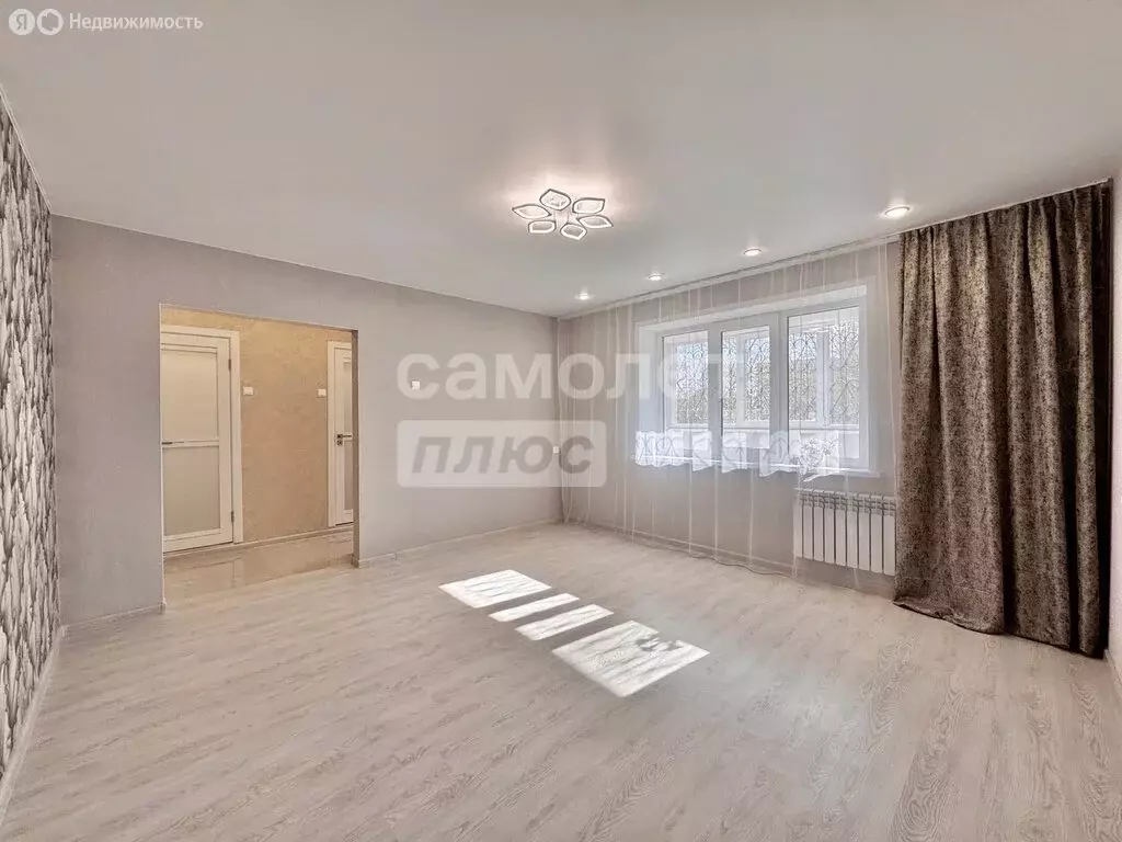2-комнатная квартира: Барнаул, улица Солнечная Поляна, 49 (55 м) - Фото 1